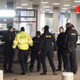 Politiaktion i Aarhus efter knivoverfald ved Dokk1. Foto: Local Eyes