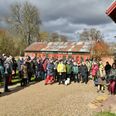 Naturfredningsforeningen kunne orientere deltagerne på den nyligt afholdte søndagstur, at der 12. april er stiftende generalforsamling til en støtteforening for Klostermølle. Privatfoto