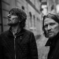 Guitaristen Palle Torp (tv.), der kan sin J.J. Cale og sangeren Søren Sko, med en lokal fortid, giver koncert på Rosenholm Festival 7. juni. Arkivfoto