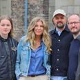 Optagelserne til 'En Ægte Drømmer' foregår lige nu i denne uge ved Ebeltoft. Filmen instrueres af finske Juho Kuosmanen og har Magnus Millang og Paprika Steen i hovedrollerne samt Ellen Kihri (tv.) Pressefoto: Snowglobe