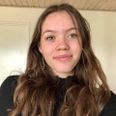 Monica Hansen går på efterskole dette år, og hun er hårdt ramt af at sidde hjemme. Privatfoto