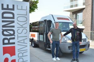 Fra næste skoleårs start har Rønde Privatskole lavet en privat busrute over Mørke, Hornslet og Skørring i samarbejde med det lokale busselskab, Gotschalk Rejser. 
