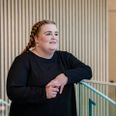 Louise Vesterled voksede op i Grenaa på Djursland. Hun gik på handelsgymnasiet i Rønde og flyttede først til Kolding, da hun flyttede sammen med sin nuværende mand. De havde mødt hinanden på Tinder, og da han boede på Fyn – aftalte de at flytte sammen i Kolding. Pressebillede