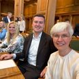 Charlotte Green (til højre) vil indtil videre både sidde i Folketinget og byrådet. Privatfoto