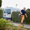 Fibermontørerne får travlt i Skanderborg. I løbet af 2022 skal samtlige beboere i SAB have adgang til fibernettet. Pressefoto