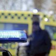 Selvom kvinden ramte den holdende bil med 80 km/timen, var der heldigvis ingen tilskadekomne ved ulykken, oplyser politiet. Hun blev dog kørt på skadestuen til tjek. Arkivfoto