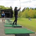 Mads Malmmose Sørensen (tv.) forlader Norddjurs Golfklub efter tre år. Han skal nu til at justere på golfsvingene hos medlemmerne i Mollerup Golfklub i det nordlige Aarhus. Arkivfoto: Simon Carlson