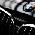 Ifølge Forbrugerombudsmanden har BMW været vildledende i sin markedsføring som ”Verdens mest bæredygtige bilproducent”. Foto: Matthias Schrader/Ritzau Scanpix.