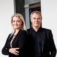 Tidligere drabschef Jens Møller Jensen og journalist Stine Bolther fortæller om politiefterforskning i Sløjfen. Pressefoto