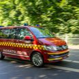 En bil brød i brand på motorvejen natten til søndag. Arkivfoto: Per Bille.