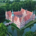 Rosenholmløbet tilbyder som altid en enestående oplevelse med løb i de naturskønne omgivelser ved Rosenholm Slot.