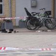 Blodspor efter den 24-årige mand, som blev skudt af politiet.