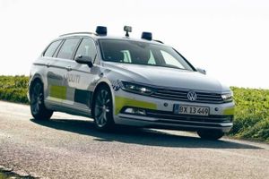 Politiet søger mand, der hjalp kvinde ind i sin bil og gav hende et lift væk.