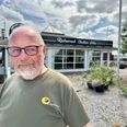 Formand for Grenaa Marina Johnny Helboe er ikke synderligt imponeret over den måde konkursboet Restaurant Skakkesholm bliver forvaltet på. Hverken i forhold til vedligeholdelsen af stedet og og i særdeleshed ikke over den fastsatte pris på 2,3 millioer kroner, som formanden mener er med til at afskrække potentielle købere. Foto: Simon Carlson
