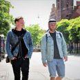 Morten Thomsen og Mads Vejrup er ansat af Aarhus Kommune til at være sociale viceværter i den centrale del af byen.
