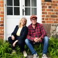 Madhistoriker Bettina Buhl fra Det Grønne Museum i Auning og kok Claus Holm er aktuelle med deres nye bog, som hylder de klassiske køkkenkundskaber. Foto: Lea Meilandt/Forlaget Gutkind