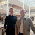 Danmarksdemokraten Jakob Søgaard Clausen (t.v.) og socialdemokraten Jesper Kjeldsen (S) er gået sammen om et forslag, der skal forbedre forholdene for særligt grønlændere i Aarhus. Pressefoto