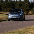 Mens det koster 8.000 kr. om året at få en serviceaftale en til en VW Golf eHybrid, er prisen for en fuldt elektrisk VW ID3., der er i samme størrelse kun det halve. Golf med benzin eller dieselmotor ligger cirka midt imellem. Foto: VW