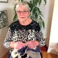 Før corona-epidemien var frivilligt arbejde en stor del af Conny Holms hverdag. Nu er det på standby på ubestemt tid. Foto: Privat
