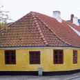 Den gamle smedje blev bygget i 1849 for smedemester Jens Hougaard.