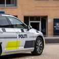 To mænd er varetægtsfængslet efter fund af en stor mængde tyvekoster på en adresse i Favrskov Kommune. Foto: Rigspolitiet