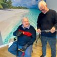 Søren Fischer og Mogens Mortensen var begge lærlinge på togfabrikken. Nu sikrer erhvervsmanden, at togfabrikkens historie kan ses fra vinduerne i Vestervold 20 et års tid frem. Foto: Kian Johansen