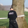 Politiet begyndte med det samme 19. april at foretage undersøgelse af den udbrændte bil, nu er det kommet frem hvem personen var. Arkivfoto: Presse-fotos.dk