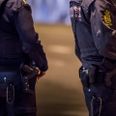 En mand blev overfaldet og røvet på gaden - mens politiet så på. Arkivfoto: Kim Matthäi Leland