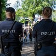 Et møde med politiet blev torsdag endestationen på Smukfest for ni gæster, der blev taget med euforiserende stoffer. Festivalen og politiet kører nultolerance, og besiddelse koster armbåndet. Foto: Benny Kjølhede