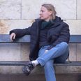 Glenn Bech er psykolog fra Aarhus Universitet og blev færdig på Forfatterskolen i 2019. Han er aktuel med sin anden bog: "Jeg anerkender ikke længere jeres autoritet." Pressefoto
