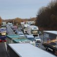 Efterårsferien er begyndt - med den tæt trafik på vejene. Arkivfoto: Presse-fotos.dk.