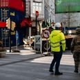 Ifølge et notat forsvinder afstivningscontainerne i løbet af februar 2026. Foto: Emilie Dam Futtrup.