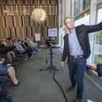 Formand for Socialudvalget, Anders Rosenstand Laugesen, forklarede om udvalgets ønsker til det kommende års budget. Foto: Ole Nissen