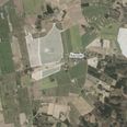 I forhold til den oprindelige plan for solcelleanlægget er der pillet 54 hektar syd for Ålsrode ud, så et potentielt kommende anlæg ved Kejsegården vil brede sig over 136 hektar. Hvis solcelleanlægget realiseres estimeres det at kunne producere 130.000 MWh om året. Det svarer til forbruget i cirka 32.500 husstande. Illustration: Norddjurs Kommune