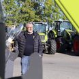 Allan Mahler med de maskiner, som har været hele hans liv. Nu venter pensionen. Foto: Michael Wulff