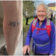»Det er bare det ene ben foran det andet. Jeg har tatoveret ’jeg kan’ og ’jeg vil’ på mine ben. Det fik jeg lavet, efter jeg var på toppen af Kilimanjaro. Der snakkede jeg med mine ben. Hver gang, jeg tog et skridt, sagde jeg: ’Du kan. Du vil.’ Ellers var jeg aldrig kommet derop,« siger Kirsten Andersen. Fotos: CSJ