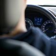 Politiet fandt mand siddende i bilen. Påvirket. Arkivfoto: Adobe Stock