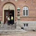 Der var stort opbud af betjente ved et grundlovsforhør fredag formiddag i Retten i Aarhus. Her blev en 27-årig kvinde fremstillet. Hun sigtes for overtrædelse af flere af straffelovens terrorbestemmelser. (Arkivfoto). - Foto: Mikkel Berg Pedersen/Ritzau Scanpix