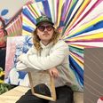 I mange år har Eske Touborg arbejdet på gaden, nu er han rykket ind i en stor hal i Viby, hvor han også kan arbejde med stålskulpturer, som optager ham meget for tiden. Foto: Tahmasbi