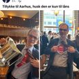 Screendump fra Facebook, da rådmand Micheal Christensen tog et foto med DM-pokalen og sin FC Midtjylland-trøje i byrådssalen i forbindelse med mandagens fejring af AGF.