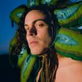 Alex Vargas indtager Sløjfen 27. april, hvor han vil underholde med sine flotte melodier og dybfølte kærlighedssange. Pressefoto