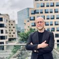 Jesper Kjeldsen er som udvalgsformand meget overrasket over, at kommunen har penge investeret i sortlistede virksomheder. Nu skal der strammes op, siger han. Foto: K. Green