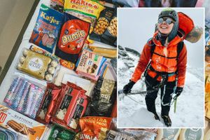 Østjyske Emma Østergaard fra Højbjerg er i Nepal for at blive den yngste danske kvinde til at bestige Mount Everest. I ugens klumme giver hun en opdatering på turen.