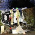 Føreren af bilen kan ikke komme ud. Foto: Presse-fotos.dk