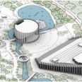 Scenebygning og koncerthus med tribunefunktion på taget. Illustration fra lokalplanforslaget
