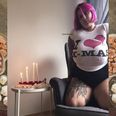 Melinda fremstiller trøffel og fudge til denne 3. søndag i advent. Få opskriften nederst i artiklen. Privatfoto
