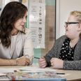 Mary fik en god snak med Melanie, der er indlagt på Børne- og Ungdomspsykiatrisk Afdeling.
