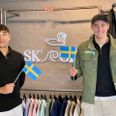 Marcus Dahl, 20 år, Åbyhøj, og Thomas Melgaard, 19 år, Skanderborg, er på vej til at åbne i Sverige med deres kun to år gamle tøjbrand, Skagen Clothing. Foto: Erland Rasmussen