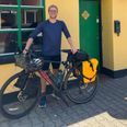Det er denne Trek Checkpoint, som i weekenden forsvandt fra en cykelkælder i den ejendom, Anders Melsen overnattede. Han håber stadig, at nogen finder cyklen. Men hvis ikke, så fortsætter Anders Melsen stadig sin rejse rundt til Jyllands brune beværtninger. Privatfoto