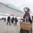 Det er sikkert, at 42 krydstogtskibe lægger til kaj i Aarhus i ’18. Præcist antal gæster kan man ikke fastslå, da det ene er et ’Mystery Cruise’, hvor passagererne ikke ved, hvor de skal hen og med hvilket skib.